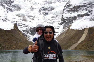 Janis McDavid reist ohne Arme und Beine in einem Trekking-Rucksack durch Peru