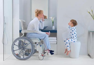 Dusch- und Toilettenrollstühle, Selbstfahrer Dusch- und Toilettenrollstühle, Selbstfahrer