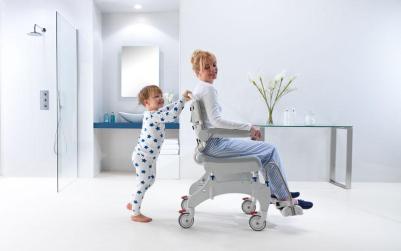 Dusch- und Toilettenrollstühle