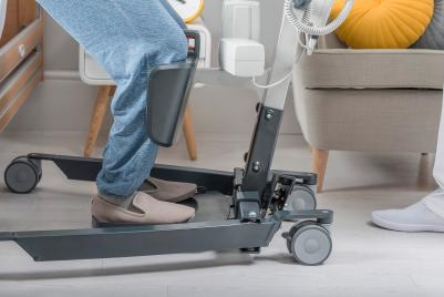 Aufrichthilfe Invacare ISA COMPACT (Detailansicht ErgoSupport)