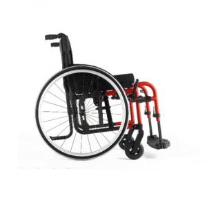 Aktivrollstuhl Küschall Compact attract mit 90°-Rahmen