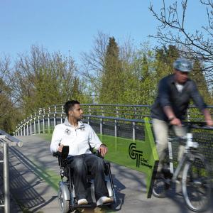 Elektrorollstuhl Invacare FDX Anwendungsbeispiel