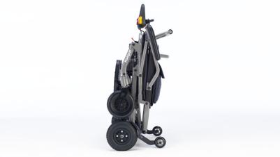 Elektrorollstuhl Invacare Kompas Zusammengeklappt