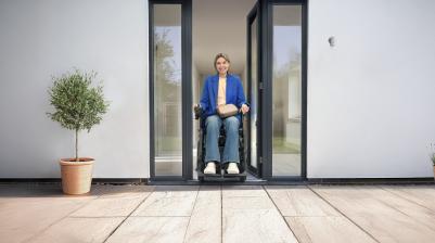 AVIVA RX10 – Passt durch schmale Türöffnungen